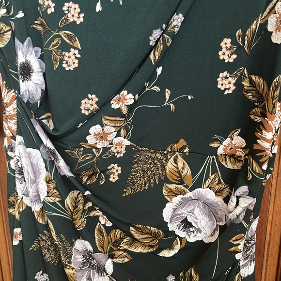 Green floral Dress from Nordstrom - Picture 3 of 5